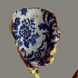 Blue & White Oyster Shell Trinket Dish | Gold Accents | Coastal Decor Ring Dish